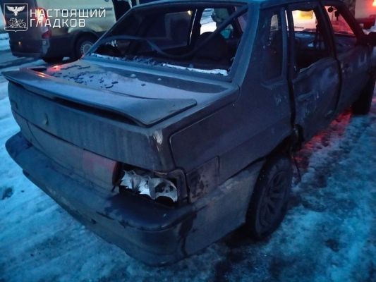 На Белгородчине бойцы самообороны получили ранения в собственном автомобиле