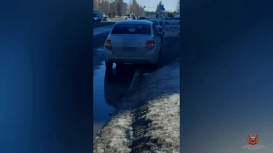 Под Белгородом водитель на «Ладе» сбил коляску с 10-месячным малышом