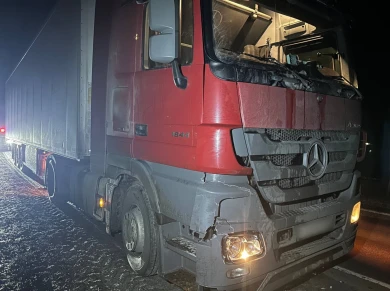 Большегруз раздавил мужчину на трассе под Воронежем