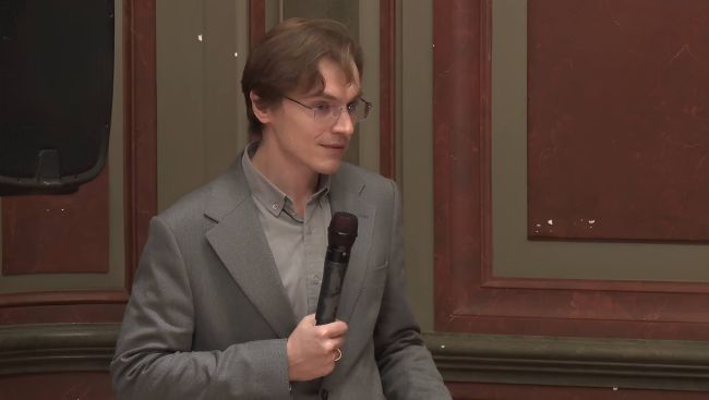 Главный режиссёр воронежского ТЮЗа Максим Иванов уходит со своей должности