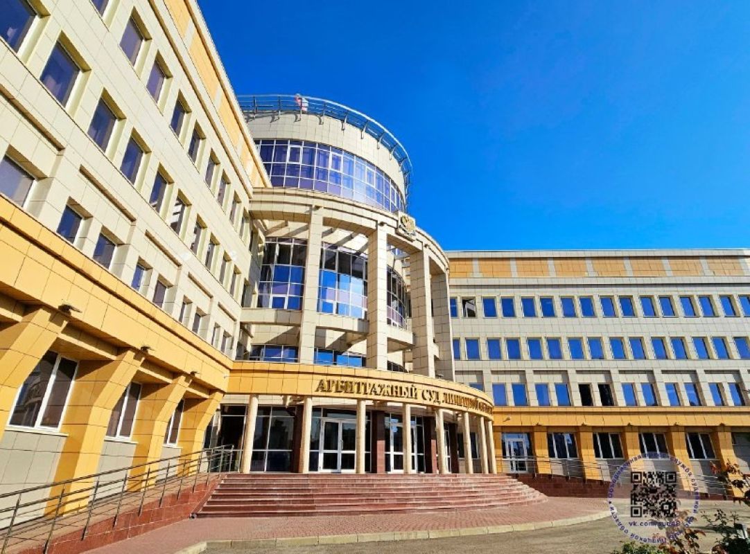 Липецкие чиновники выбивают с подрядчика 51 млн рублей за ремонт школ в ДНР