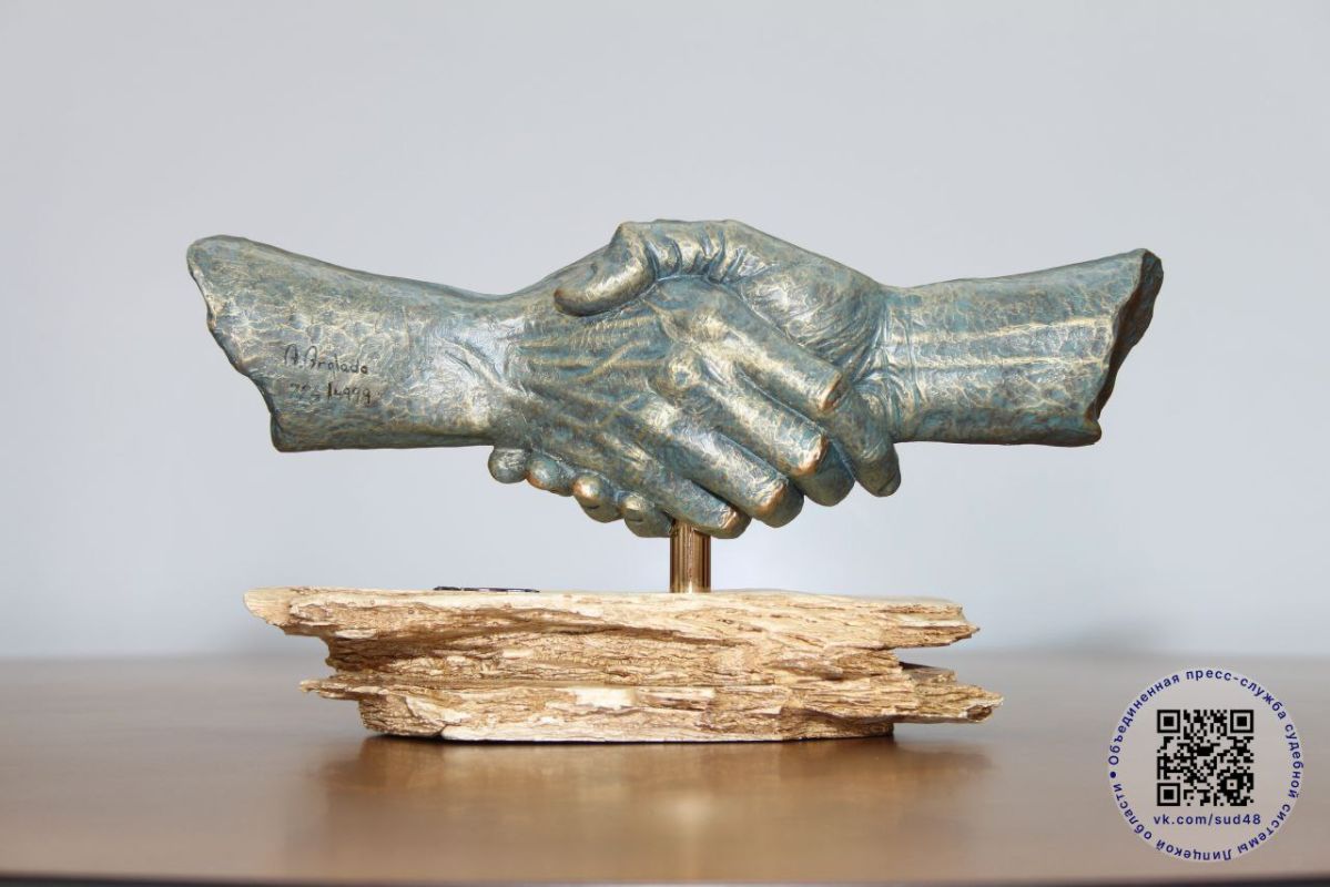 Липецкие чиновники засудили подрядчика за плохую работу сквера в Чаплыгине