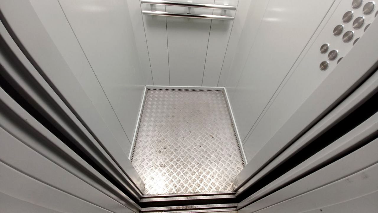 Загадочное происшествие с&nbsp;лифтом случилось в&nbsp;воронежской девятиэтажке