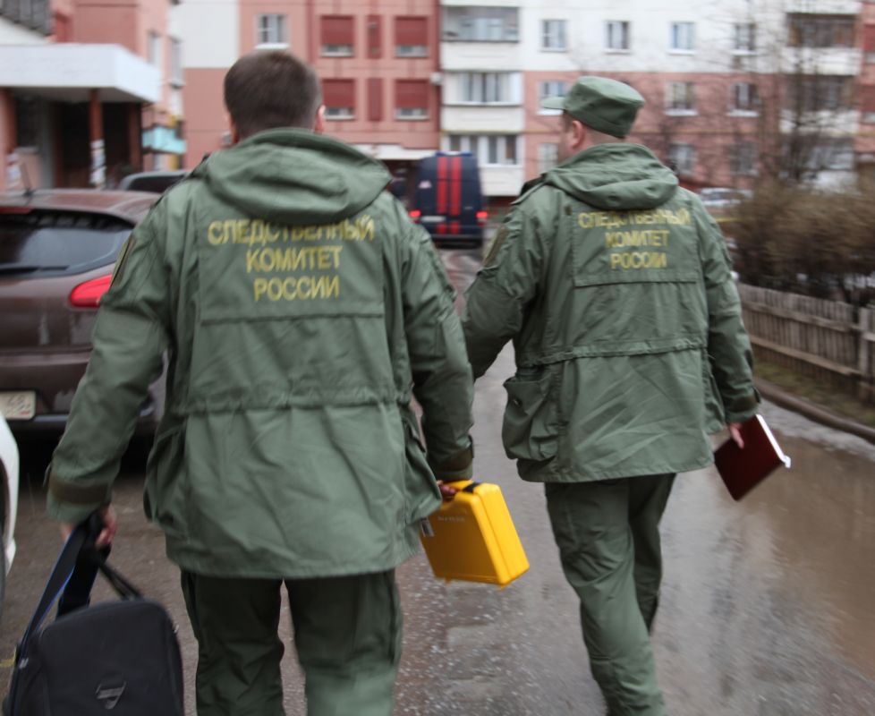 Руководство пожалело страховку: в Ельце рабочий разбился при падении с самосвала