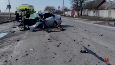 На Белгородчине водитель Ford Focus погиб на месте после столкновения с забором