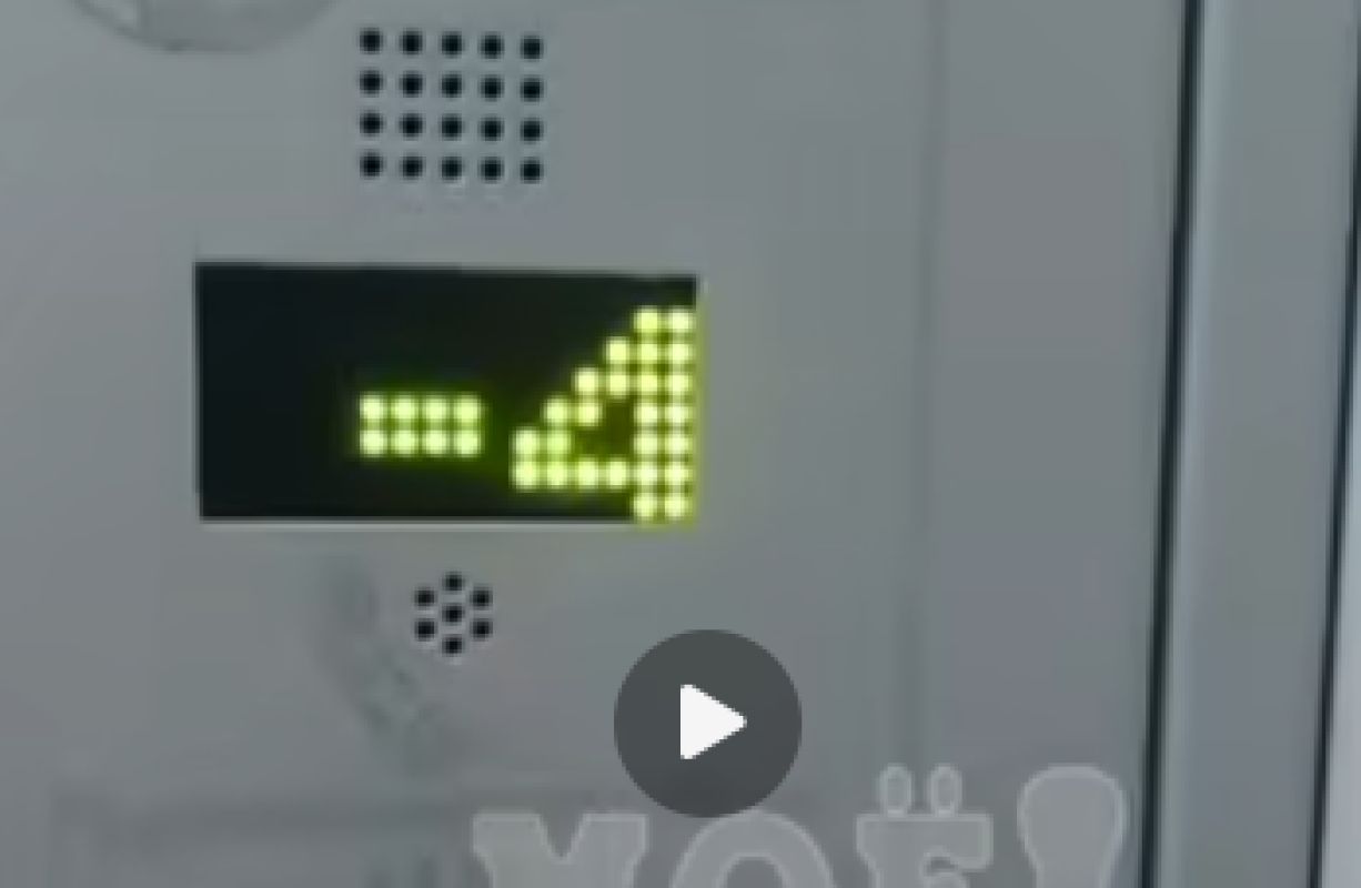 В фильм ужасов превратилась поездка воронежца на&nbsp;лифте (ВИДЕО)