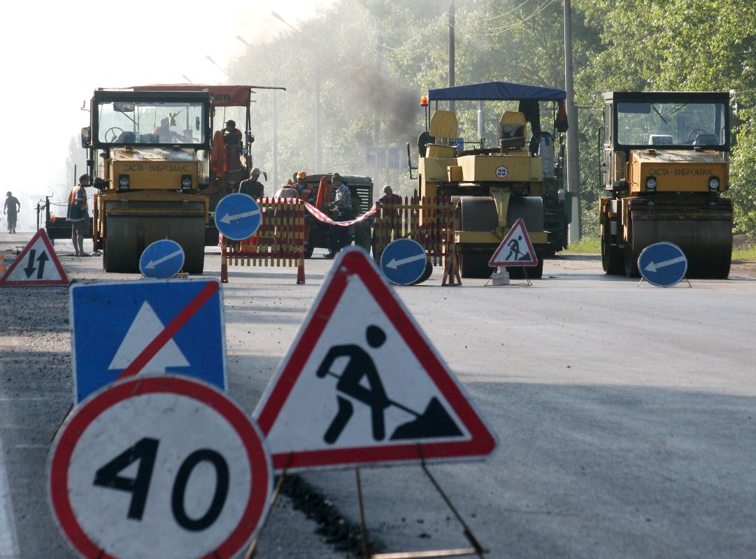 Выяснилось, на скольких улицах Воронежа полностью заменят верхний слой асфальта