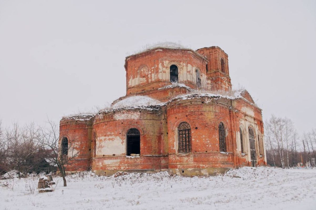 В заброшенный храм Липецка туристы со всей России едут помолиться