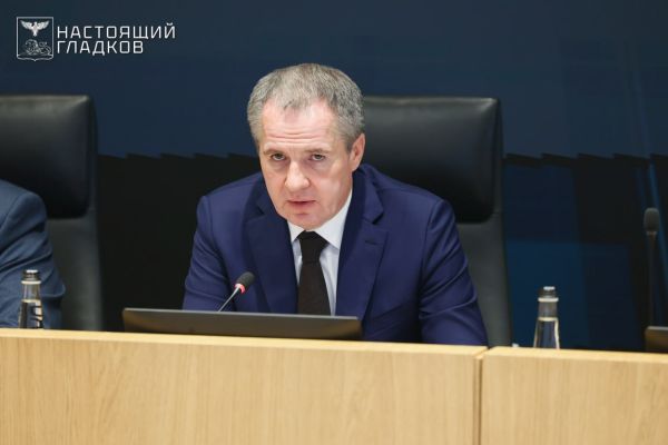 Гладков едва не лишил кабинетов и галстуков белгородских чиновников за грязь