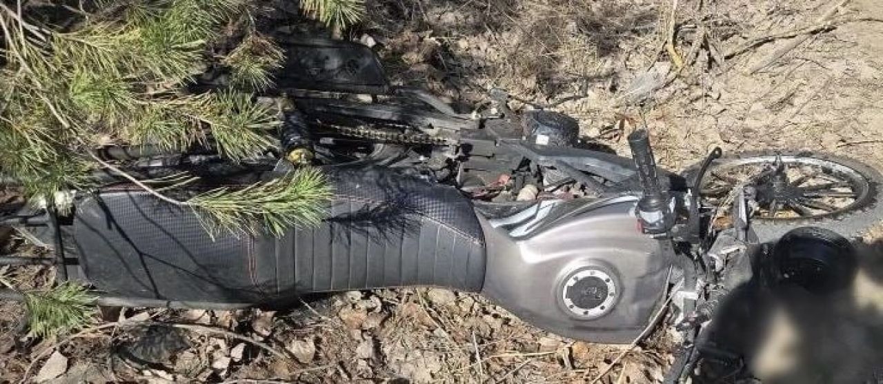 Грузовик вылетел на&nbsp;встречку и&nbsp;снёс юношу на&nbsp;мопеде в Воронеже