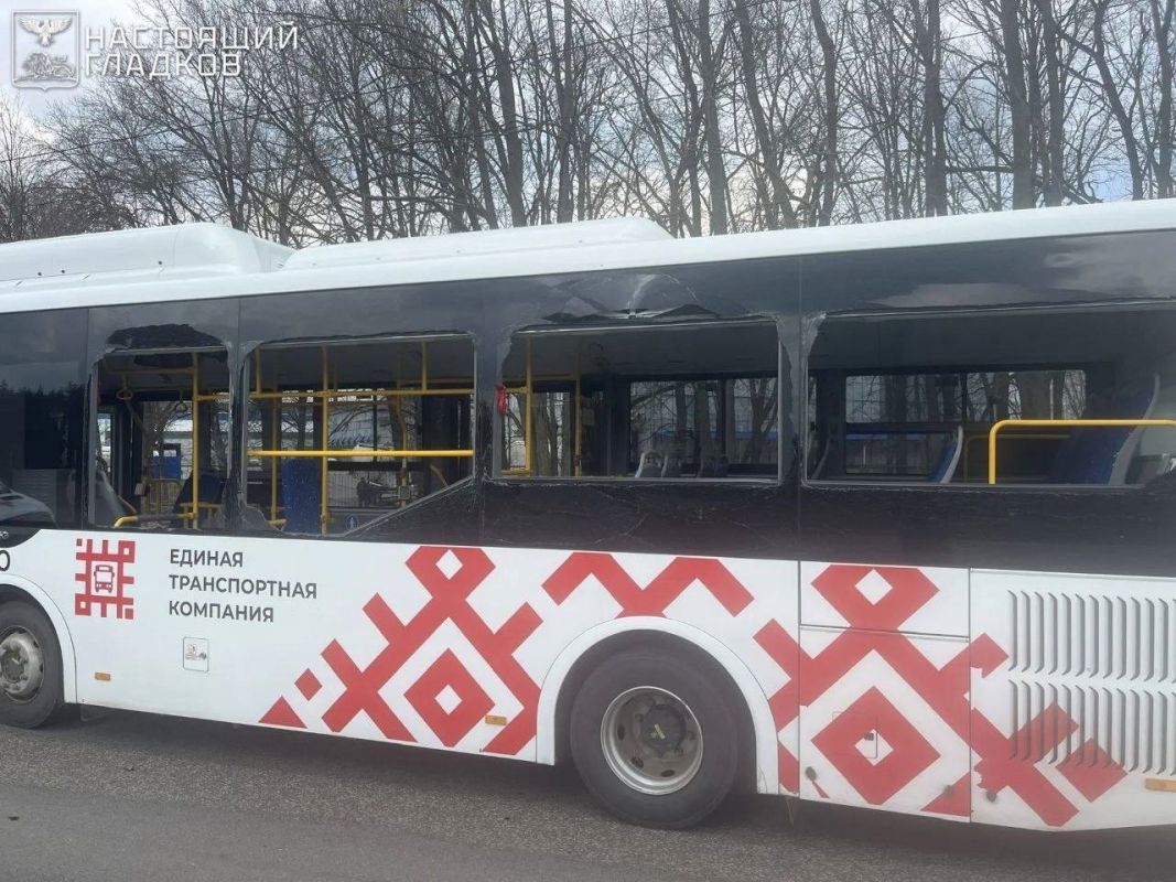 Белгород под ударом БПЛА: дрон ВСУ взорвался при падении на проезжую часть