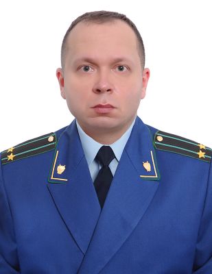 Экс-прокурору Семилукского района отменили уголовное наказание в колонии