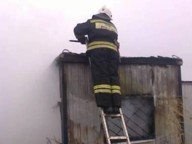 Баня загорелась в воронежском селе — огонь уничтожил парилку