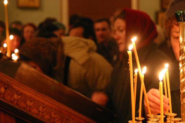 Благодатный огонь привезут в Воронеж, несмотря на конфликт на Ближнем Востоке