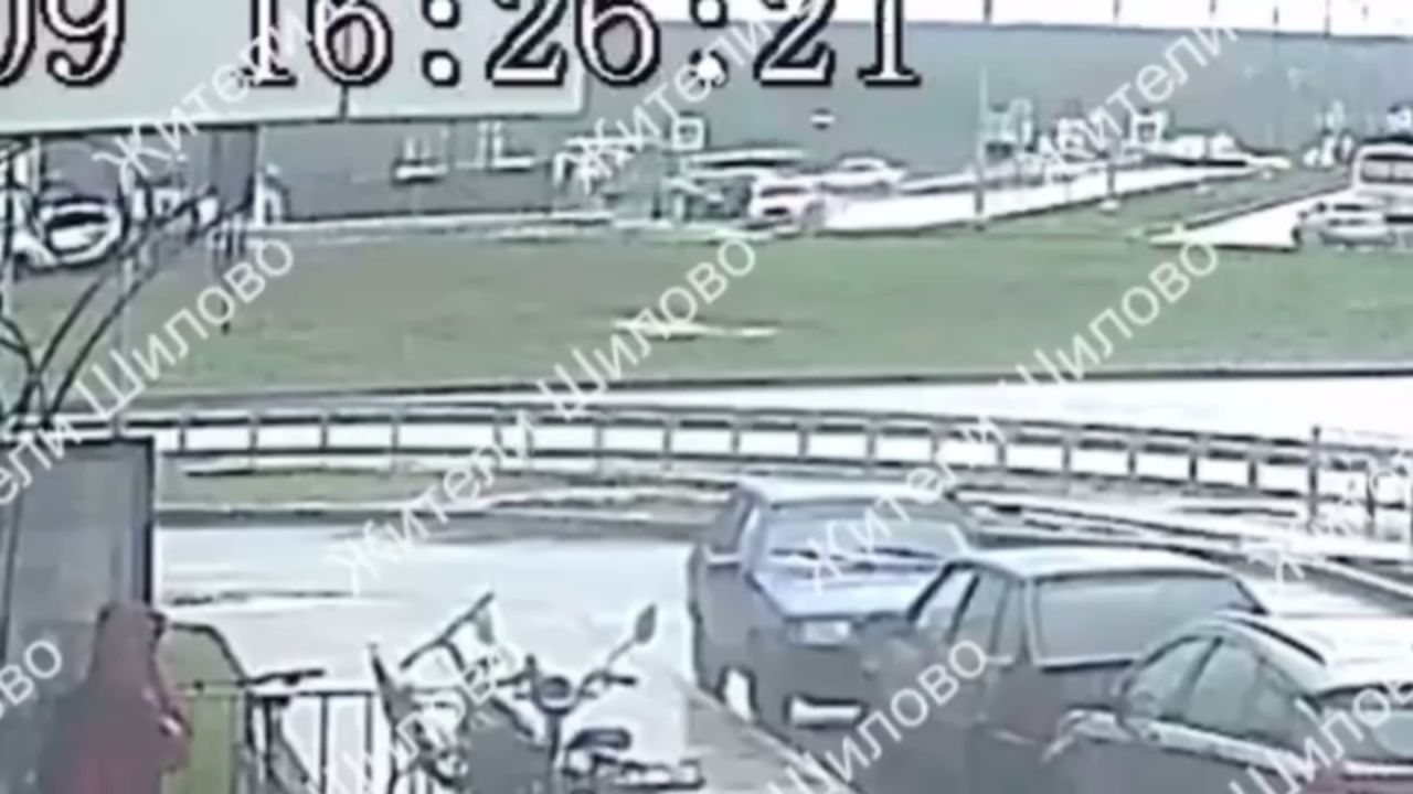 Шиловский лихач пытался «покорить» дорожное кольцо в&nbsp;микрорайоне Воронежа (ВИДЕО)