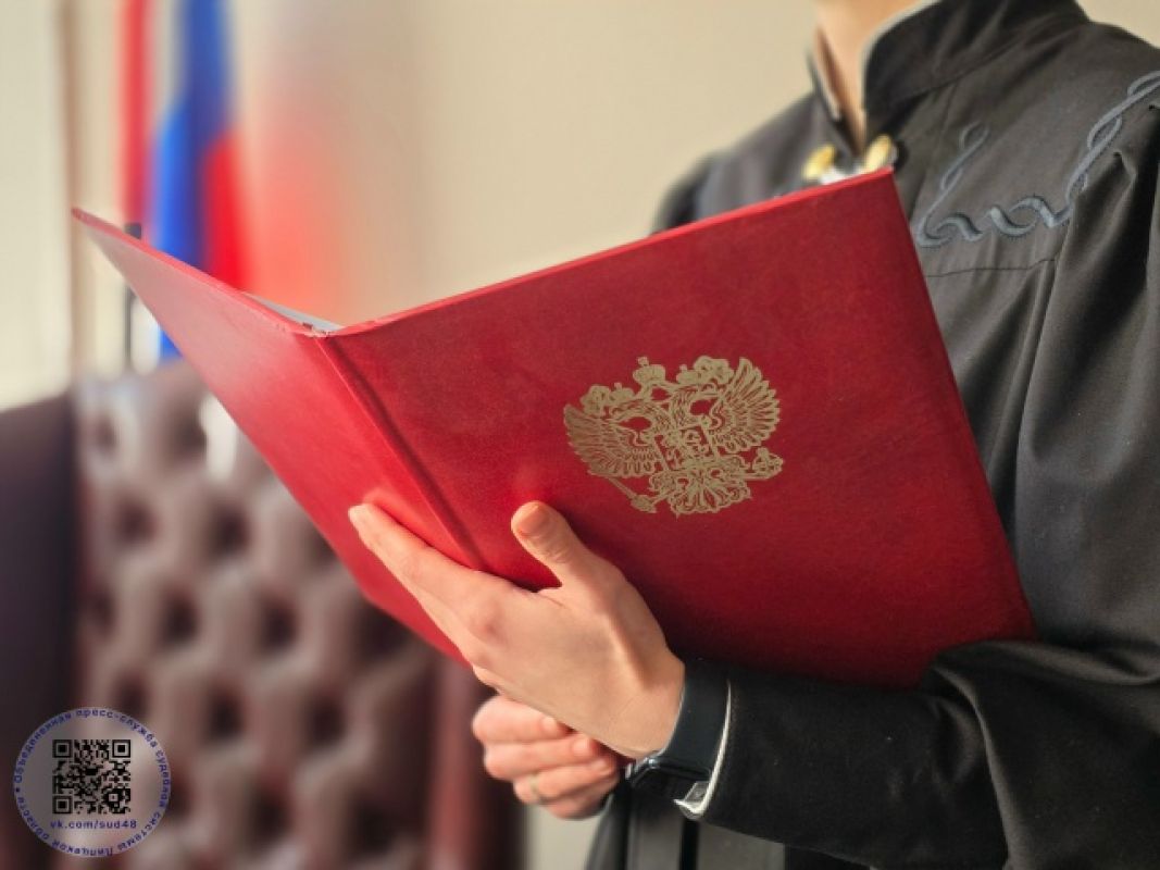 Липецкому врачу без лицензии грозит реальный срок за смерть пациентки