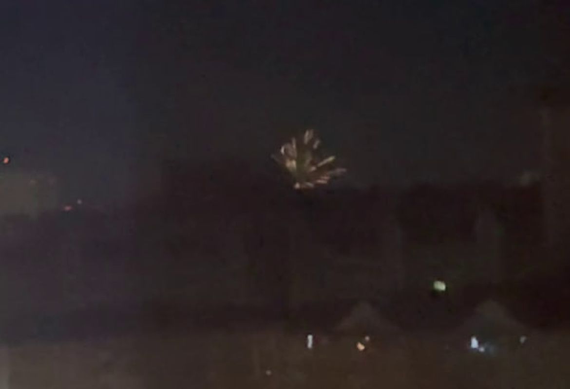 Воронежцы проснулись среди ночи из-за внезапного салюта (ВИДЕО)