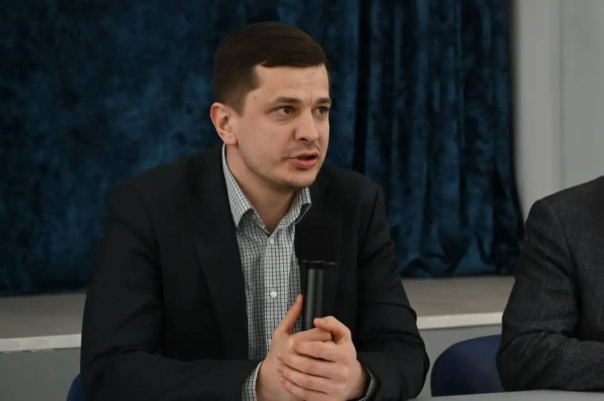 «Липовый» мэр Ельца выведывает информацию у сотрудников администрации