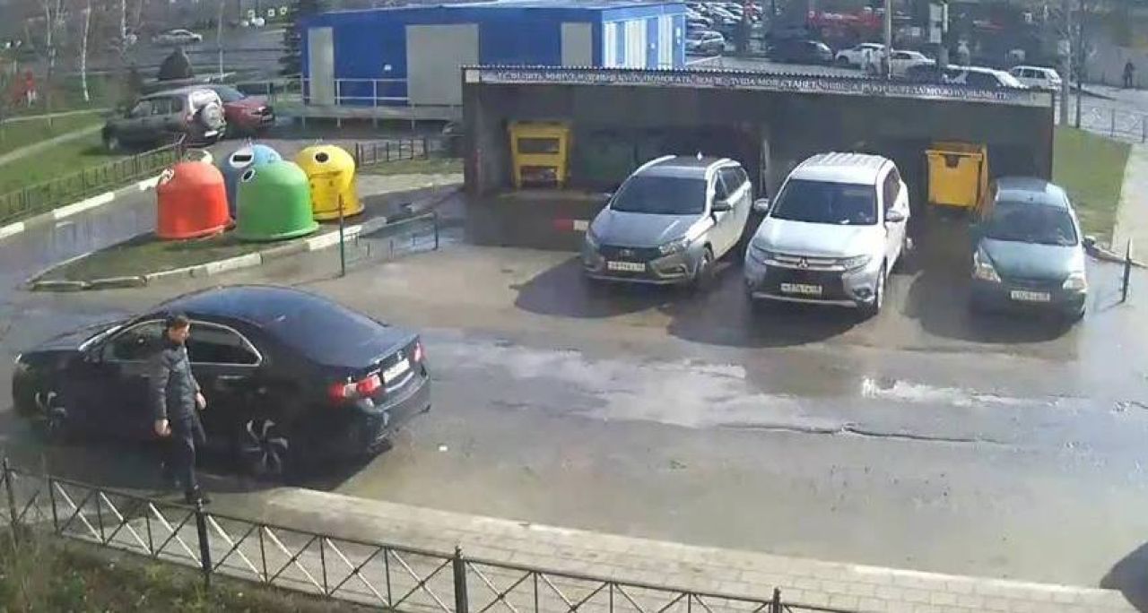 VIP-место у помойки: липецким автохамам выкатили счёт на 50 тысяч рублей