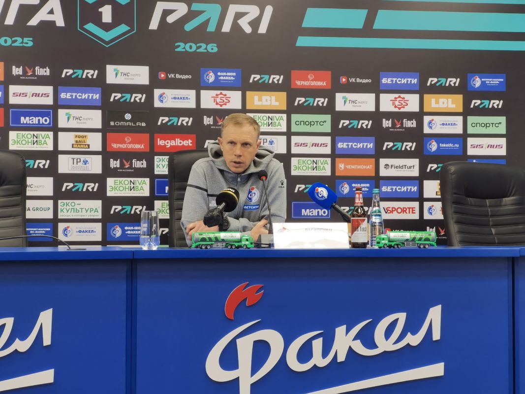 «Это какой-то сюр». Тренер воронежского «Факела» высказался о крупном поражении со счётом 1:3