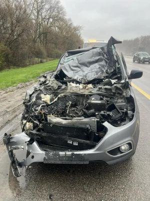 Иномарка влетела под грузовик на воронежской трассе — есть пострадавшие