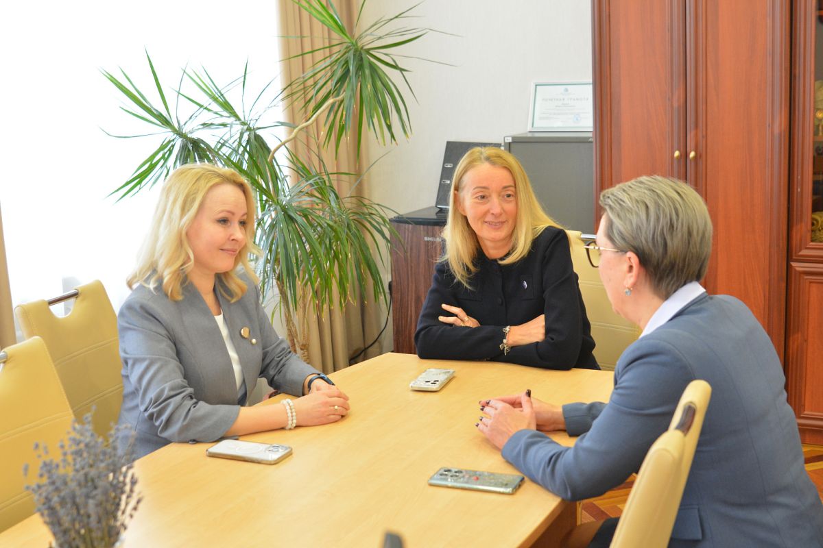 Депутат высоко оценила культурное воспитание детей в&nbsp;воронежской гимназии&nbsp;