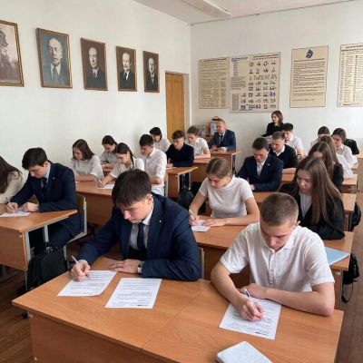 На Белгородчине 11 тысяч выпускников смогут получить аттестаты без ОГЭ и ЕГЭ