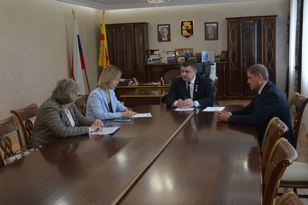 Льготным питанием обеспечат школьников, чьих отцов-бойцов лишили родительских прав&nbsp;