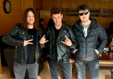 Появилось первое фото Никиты Кологривого в образе Юрия Хоя