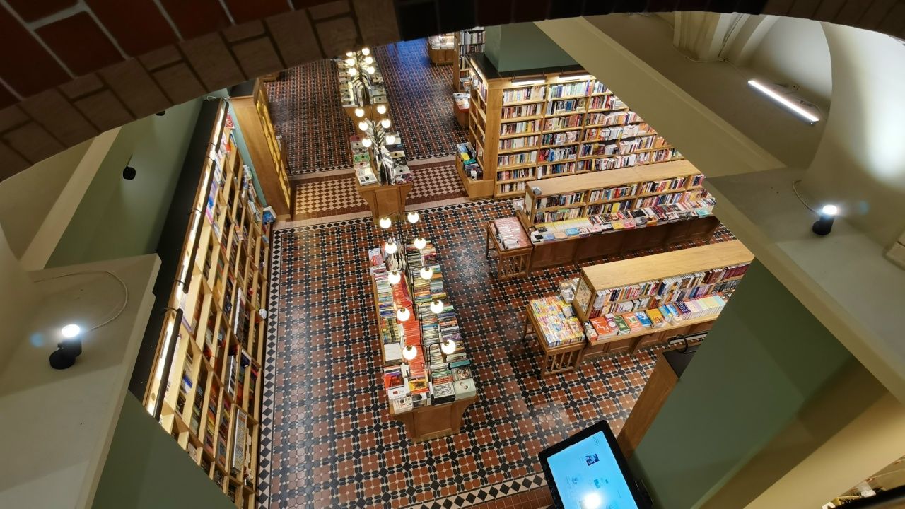 Главное за&nbsp;ночь. Книги Григория Остера проверит СК, ближневосточный конфликт привёл к удорожанию презервативов