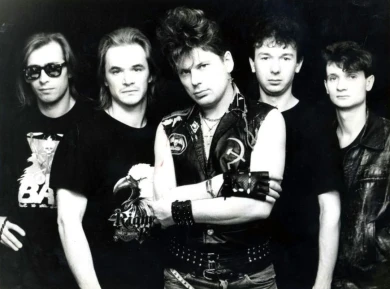 Показали, как будет выглядеть памятная доска Юрию Хою в Воронеже