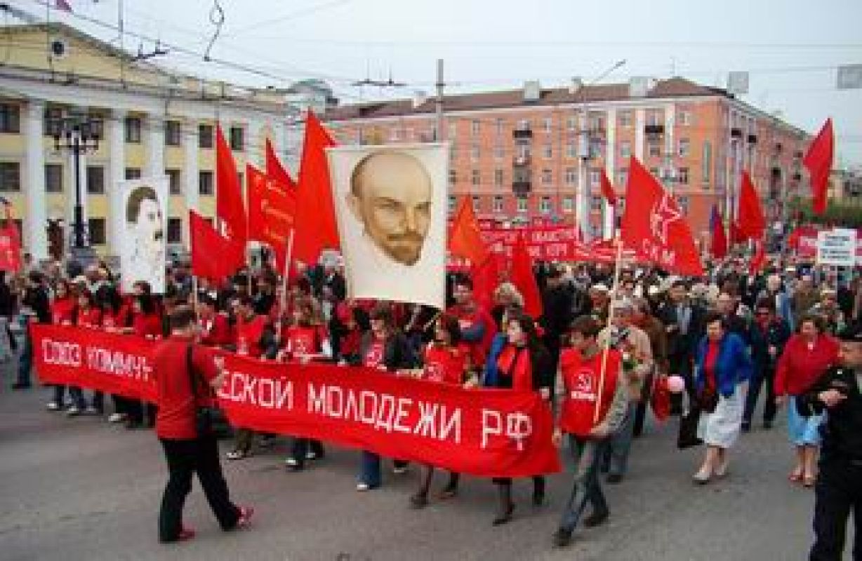 Коммунисты решили засудить мэрию Липецка за Первомай на окраине