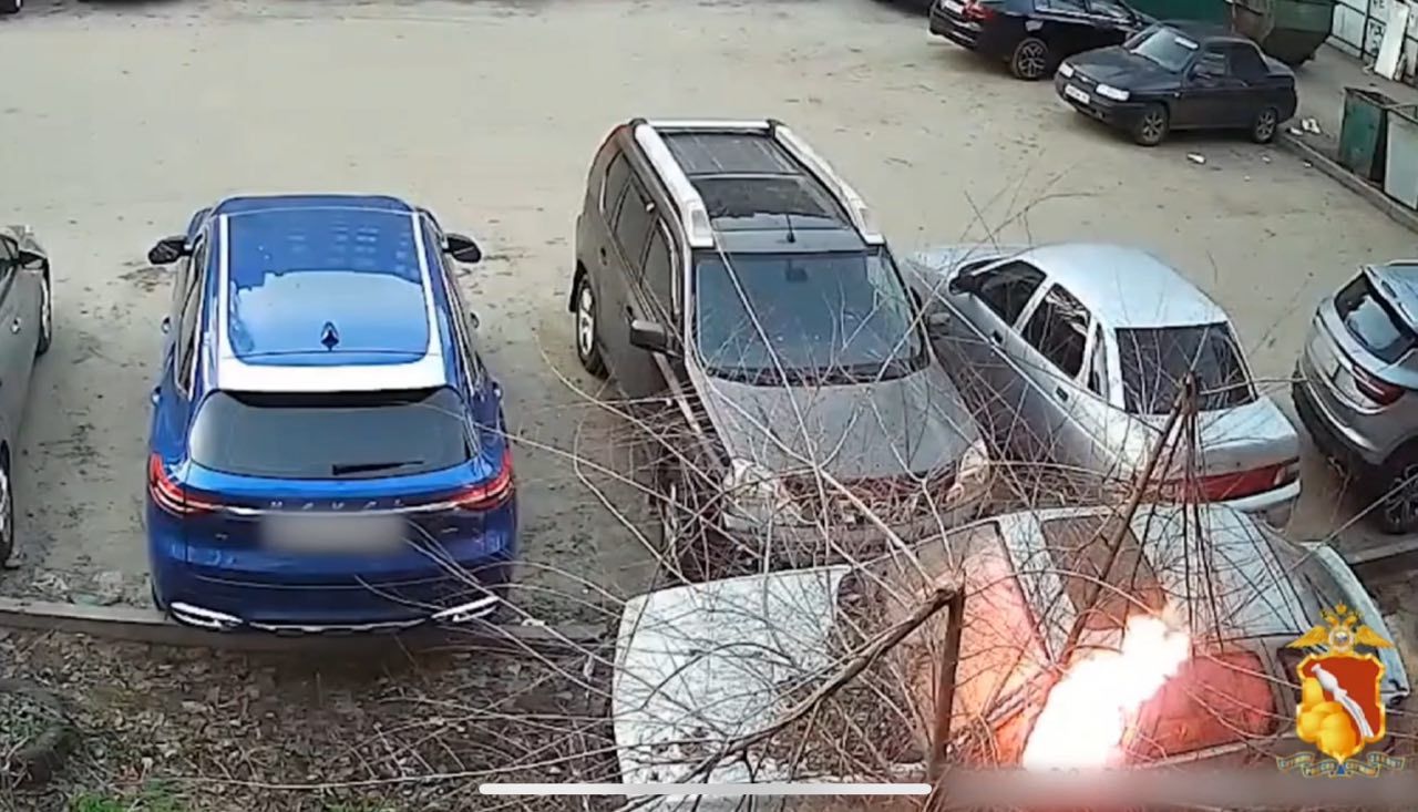 Воронежец поджёг автомобиль в&nbsp;счёт долга перед&nbsp;«кредиторами»
