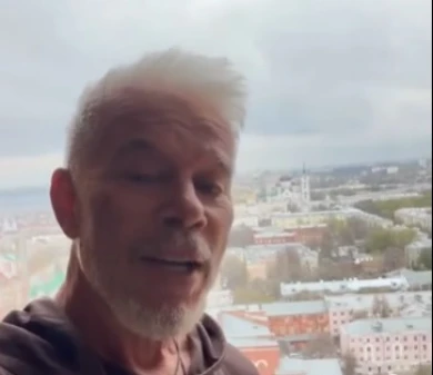 Олег Газманов порадовал воронежцев, изменив слова песни (ВИДЕО)