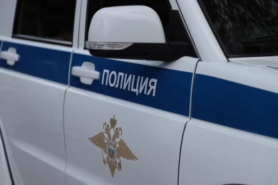 В Белгороде задержали прыгающего по машине «человека-паука» с «пистолетом» 