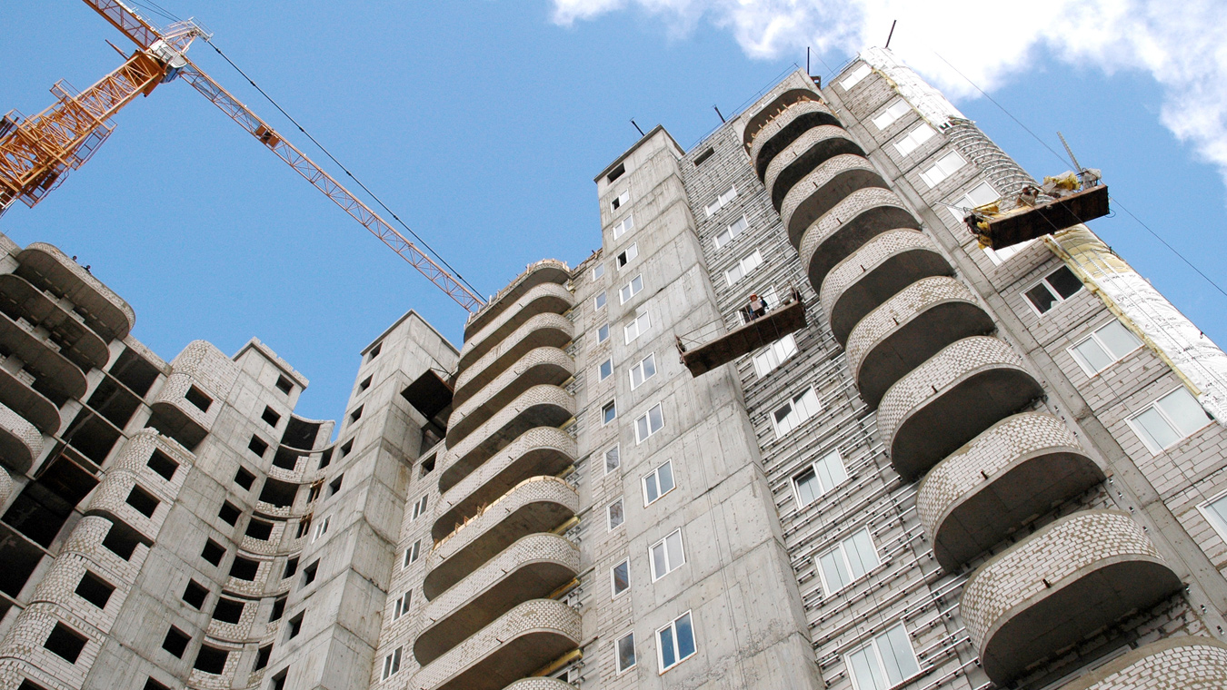 В Воронежской области обрушились объёмы строительства многоквартирных и частных ...