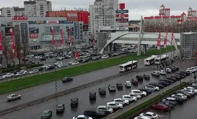 Километровая пробка из-за ДТП внезапно сковала Московский проспект