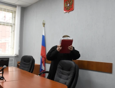 Нехватка конвоиров и занятой адвокат. Почему опять перенесли суд по делу о ДТП с погибшей студенткой ВГУ?