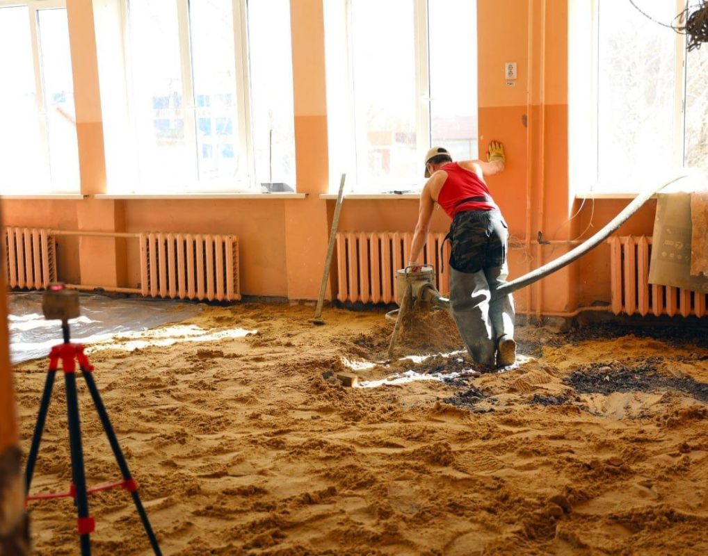 Чугунную лестницу и старинные арки нашли при капремонте школы в Данкове