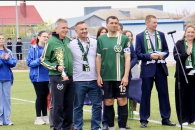 «Это необходимая эмоциональная разгрузка». Александр Пешиков рассказал губернатору о поддержке футбола в Богучаре  