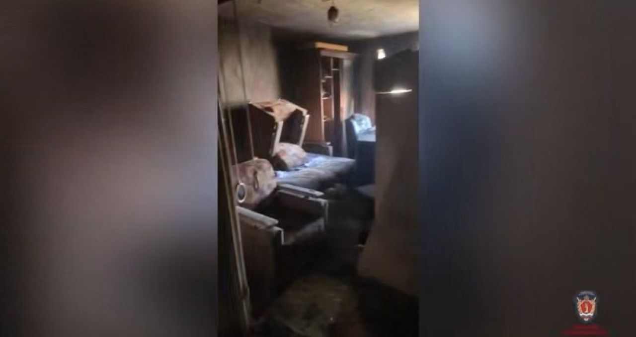 Трое крохотных детей погибли в запертой квартире, пока мать была в магазине&nbsp;