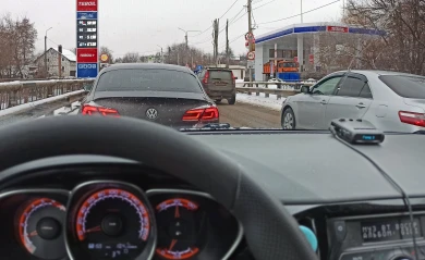 Автомобилистка специально сбила ребёнка и протащила его на капоте из-за дорожного конфликта в Воронеже 