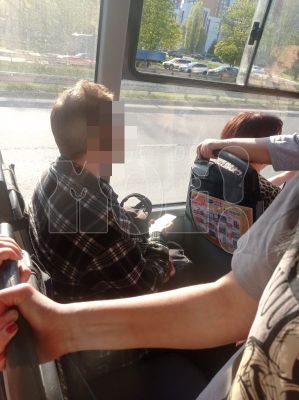 «Спокойно тебе сидится?!» О вопиющем хамстве в маршрутке рассказала воронежанка