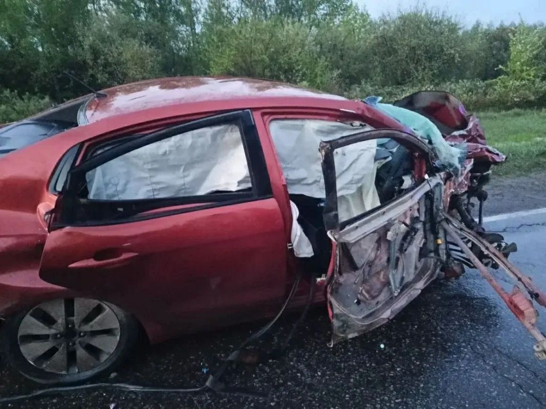 Три человека погибли, двое в реанимации: страшное ДТП под Липецком