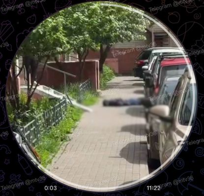 Стала известна личность выпавшего из окна воронежца