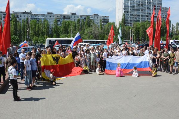 Памятный автопробег в честь Великой Победы прошёл в столице Черноземья 