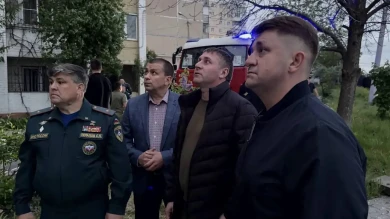 Новый белгородский губернатор выехал к горящему дому, по которому ударил дрон 