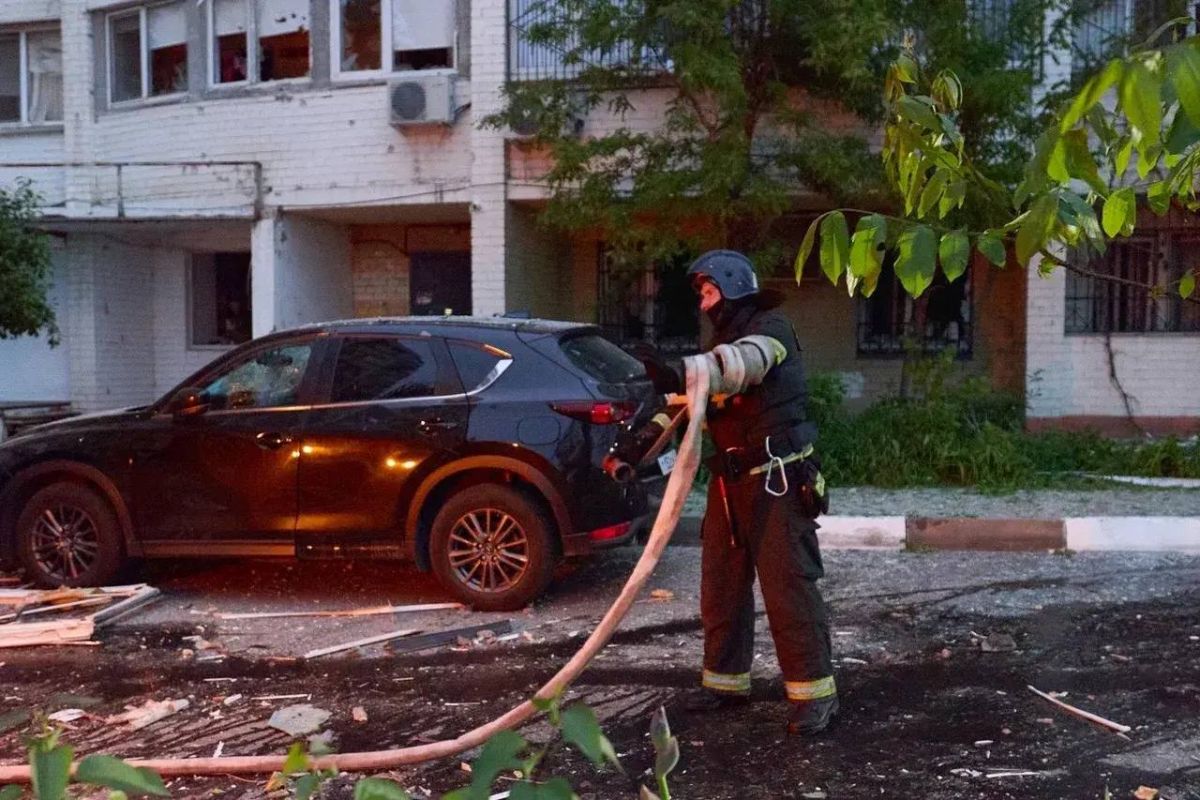 Число пострадавших при атаке БПЛА на белгородскую многоэтажку выросло до девяти