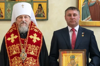 Митрополит Иоанн благословил губернатора Шуваева на управление Белгородчиной