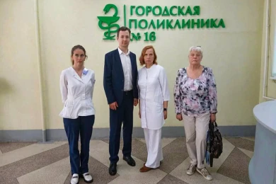 Депутат помог воронежцам решить проблему во дворе дома 